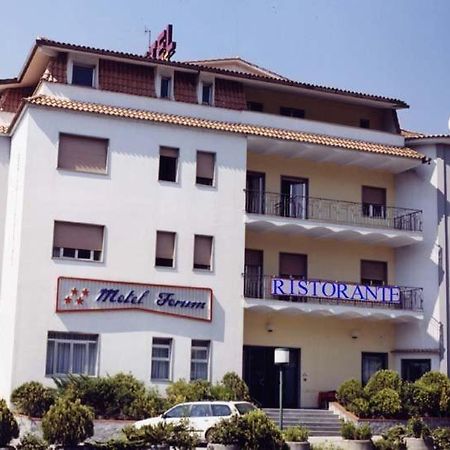 Motel Forum Polla Exteriör bild